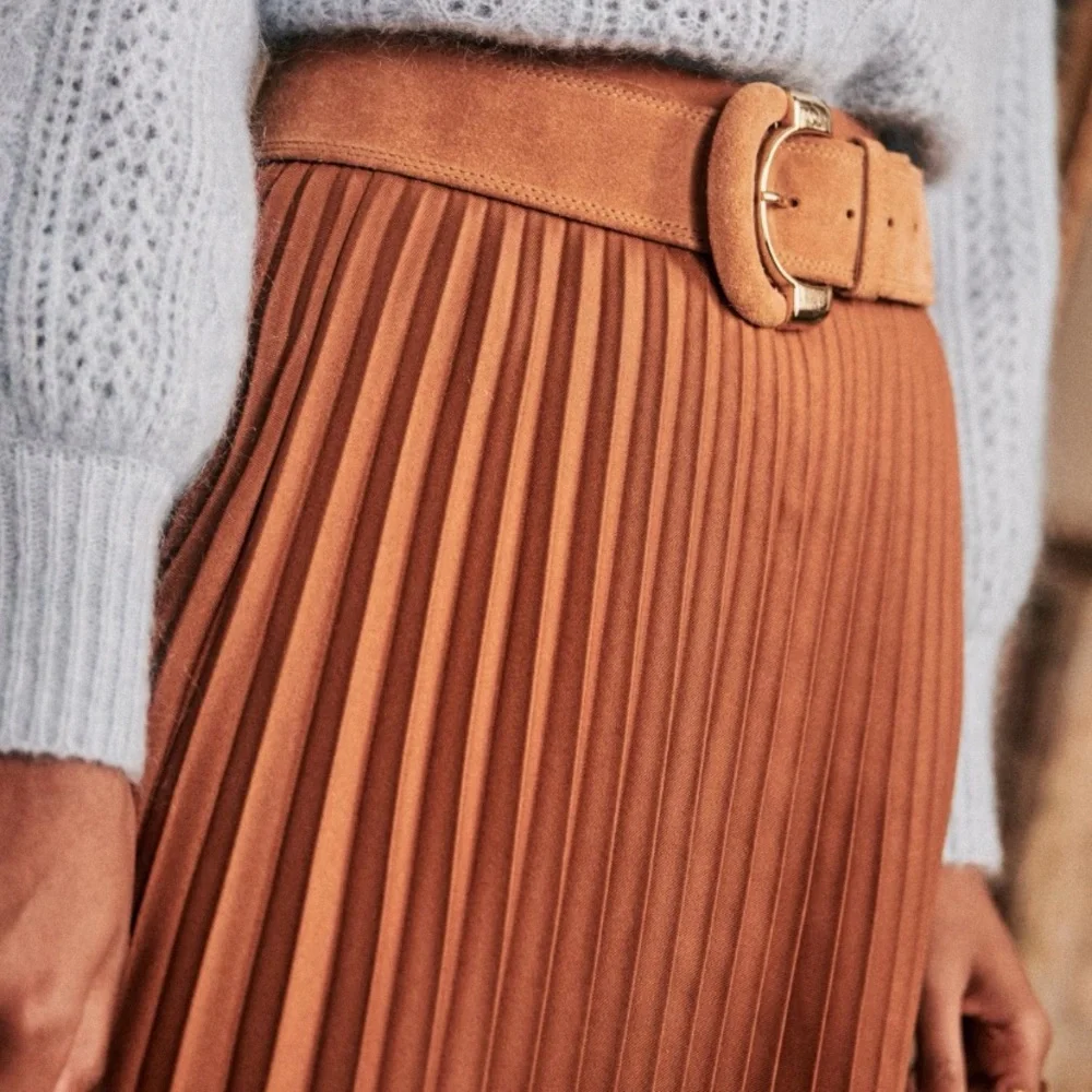 Sezane Midi-length pleaded skirt NWT - Picture 4 of 6